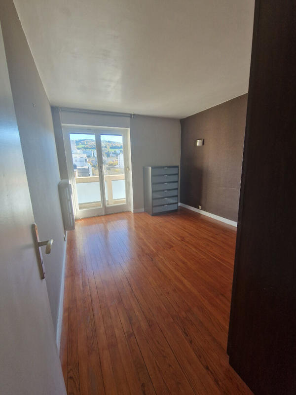 Appartement - 102 m² - 5 pièces