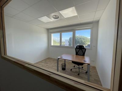 Bureau - 12 m² - 1 pièce