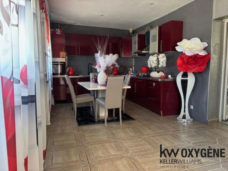 Maison - 103 m² - 5 pièces