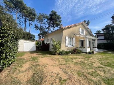 Maison - 158 m² - 7 pièces
