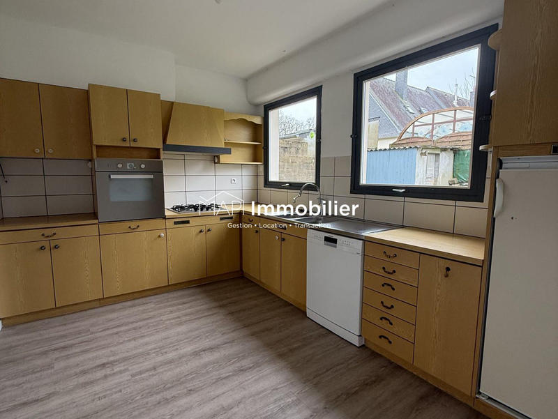 Maison - 104 m² - 5 pièces