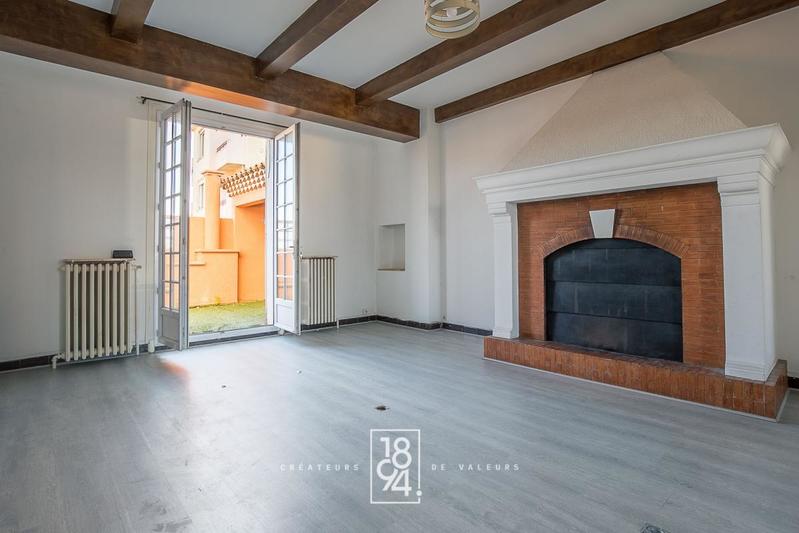 Appartement - 144 m² - 5 pièces