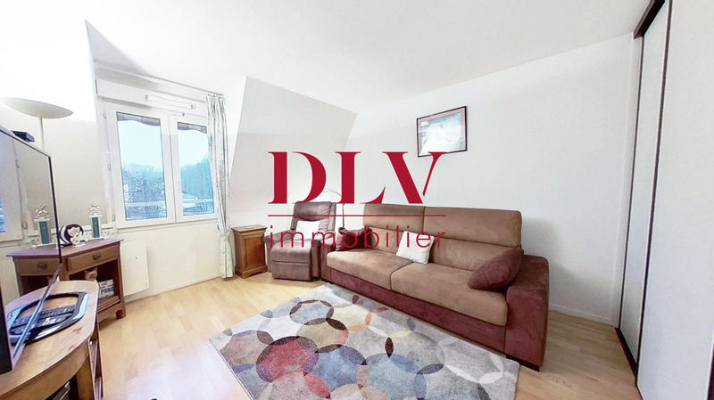 Appartement - 130 m² - 5 pièces