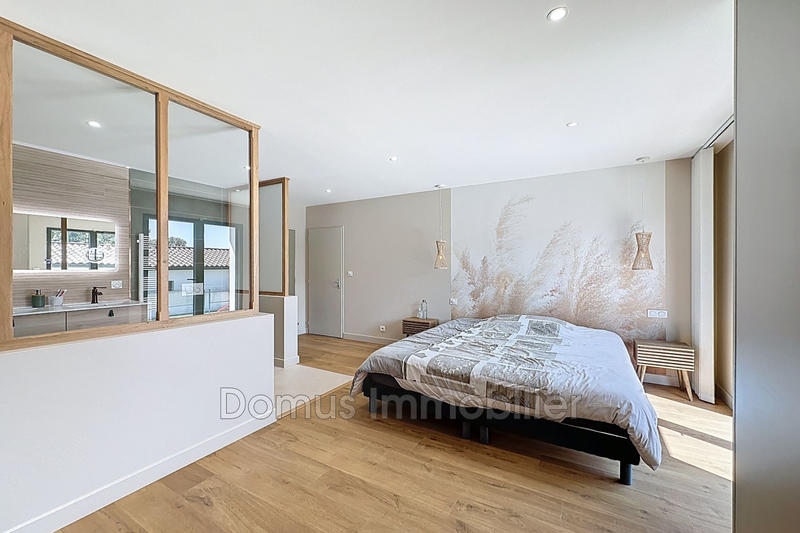 Maison - 165 m² - 6 pièces