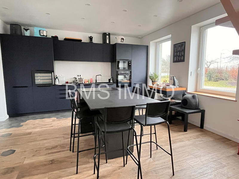 Maison - 170 m² - 5 pièces