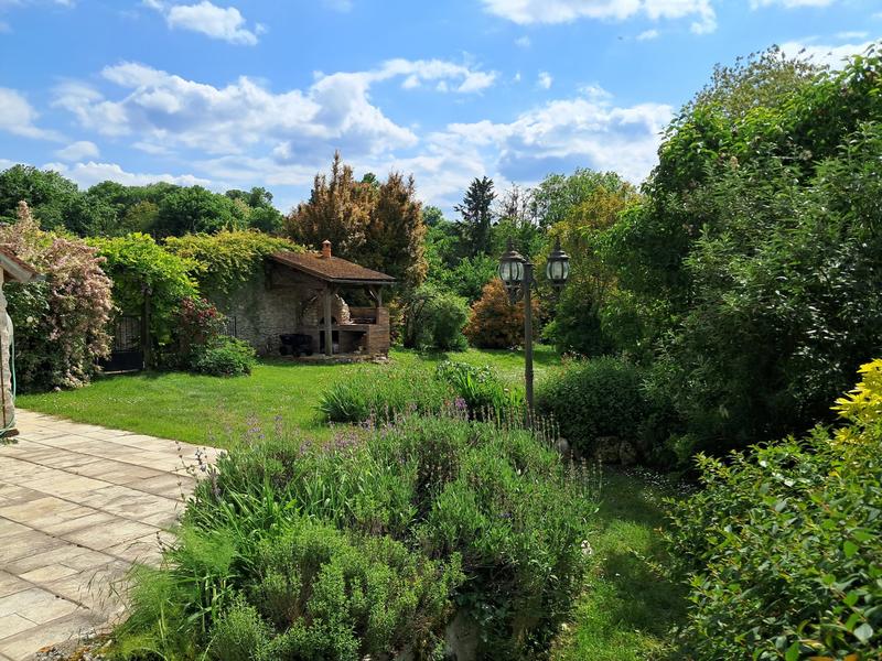 Maison ancienne - 265 m² - 7 pièces