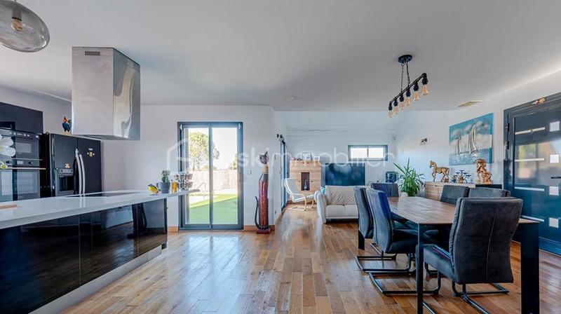 Maison - 135 m² - 5 pièces