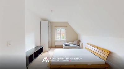 Maison traditionnelle - 192 m² - 7 pièces