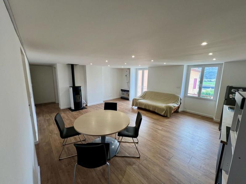 Appartement - 77 m² - 3 pièces