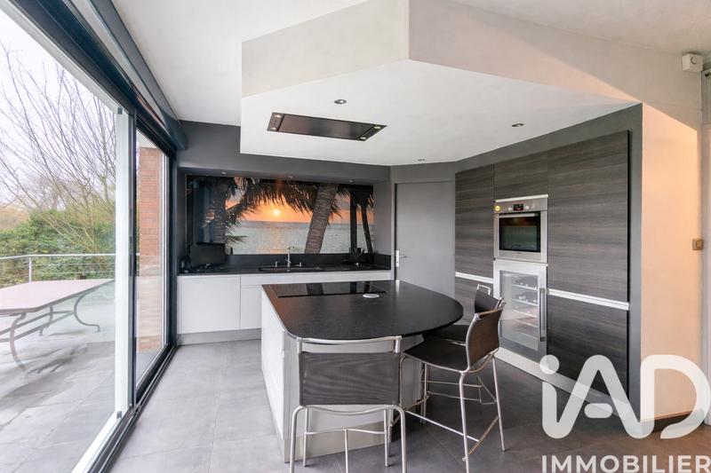 Maison de maîtres - 203 m² - 7 pièces