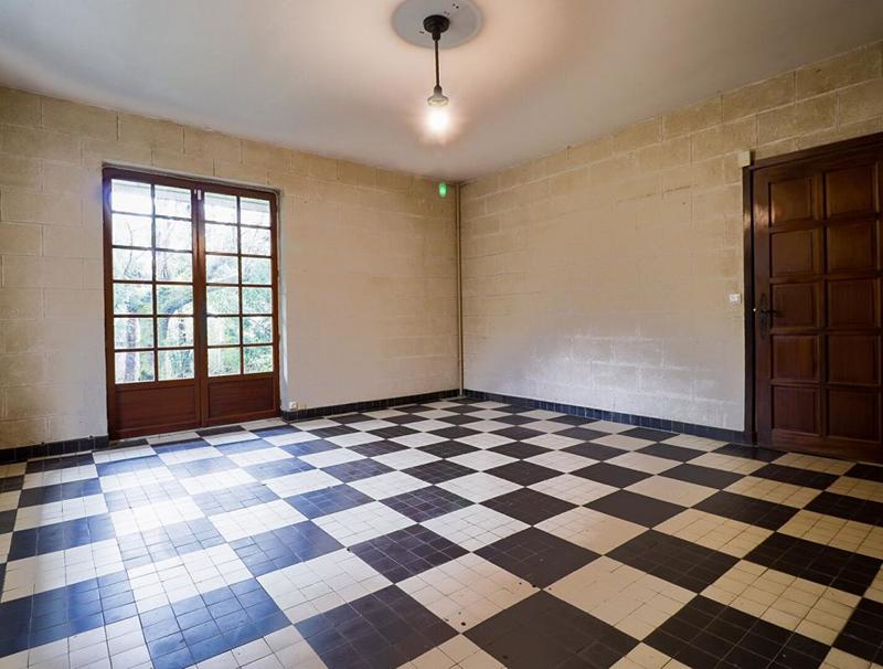 Maison - 298 m² - 9 pièces