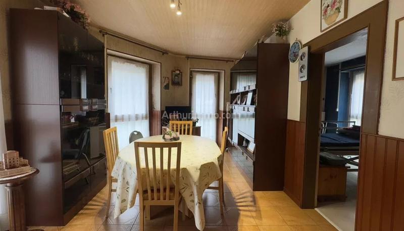 Immeuble - 112 m² - 5 pièces