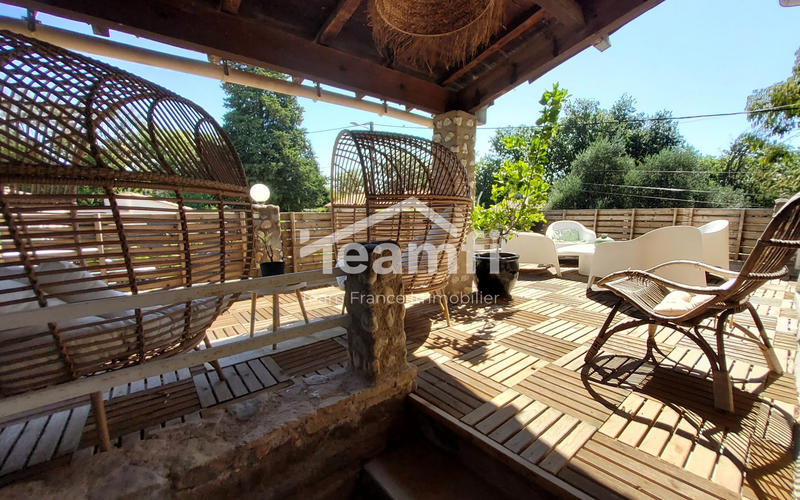 Mas - 176 m² - 7 pièces