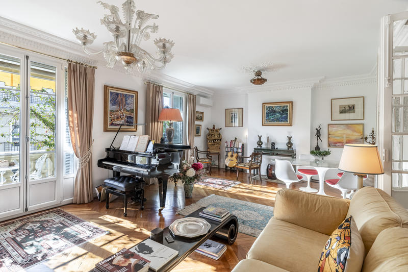 Appartement - 103 m² - 4 pièces