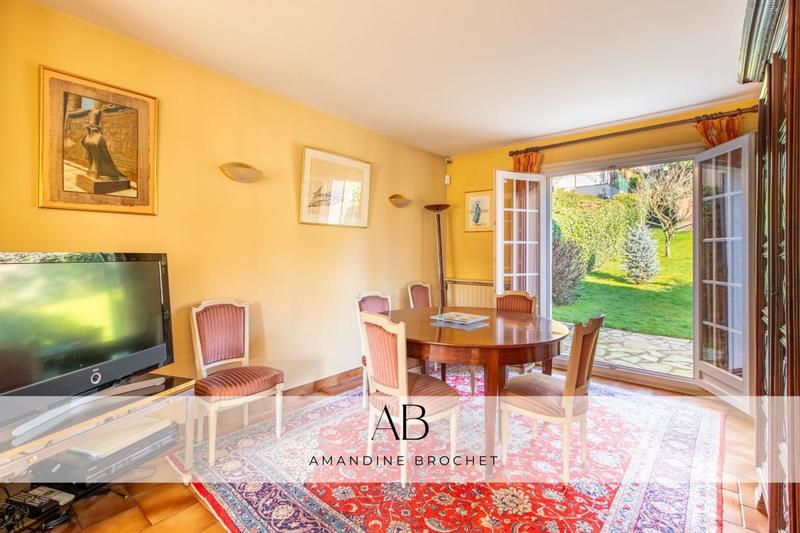 Maison - 163 m² - 6 pièces