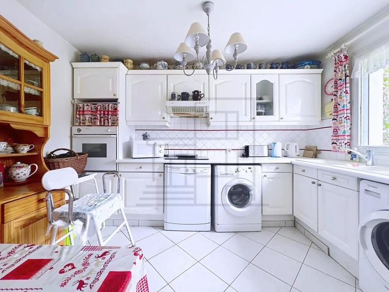 Appartement - 103 m² - 6 pièces