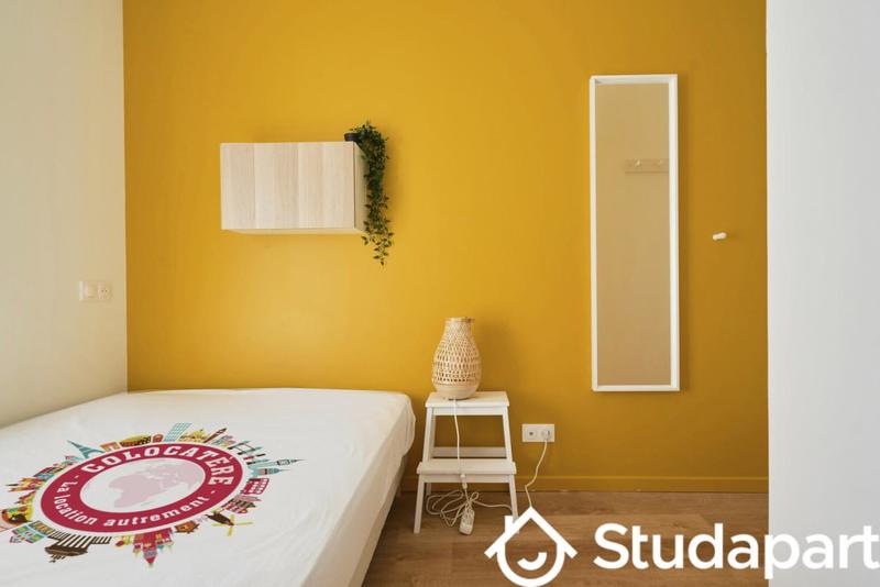 Chambre - 10 m² - 1 pièce