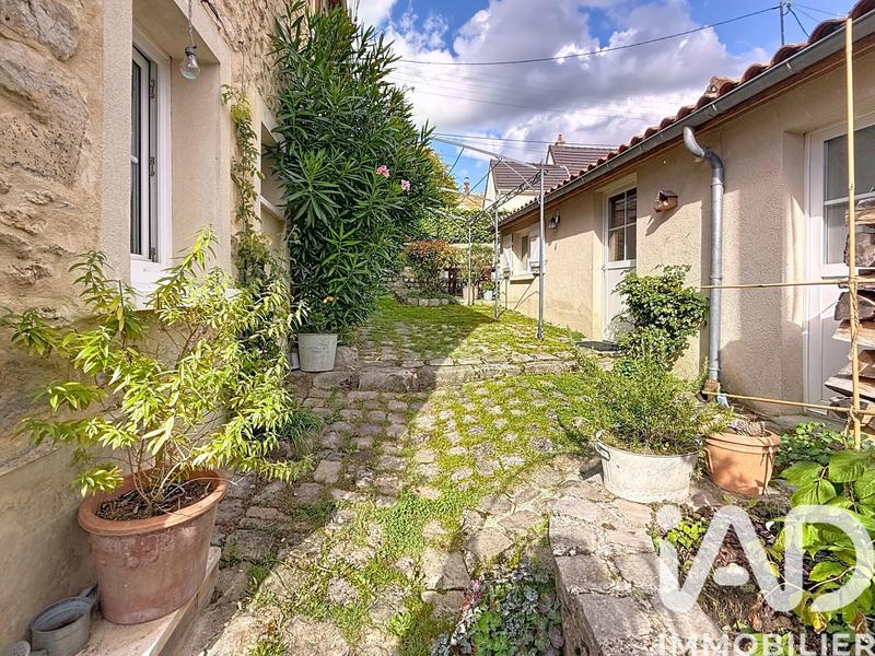 Appartement - 100 m² - 3 pièces