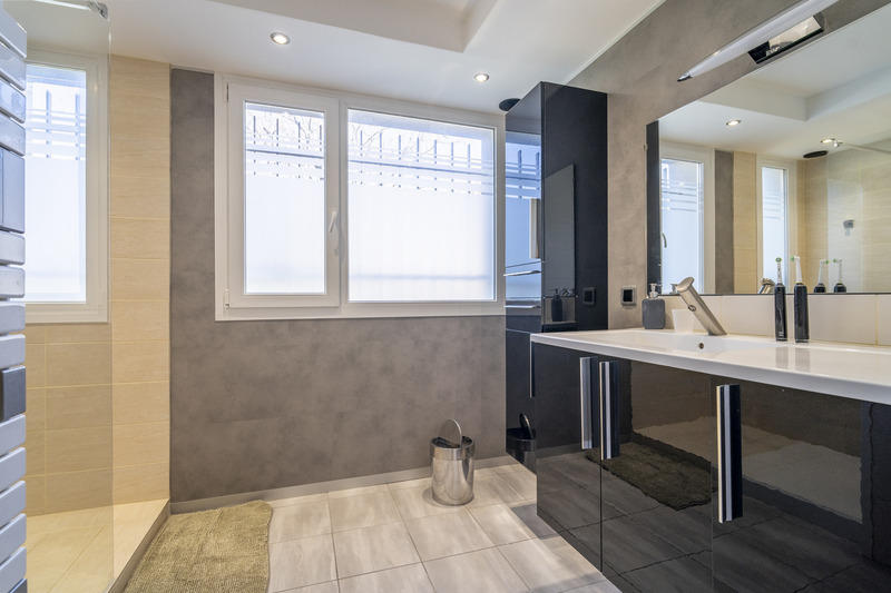 Villa - 232 m² - 7 pièces