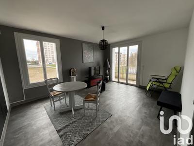 Appartement - 80 m² - 4 pièces