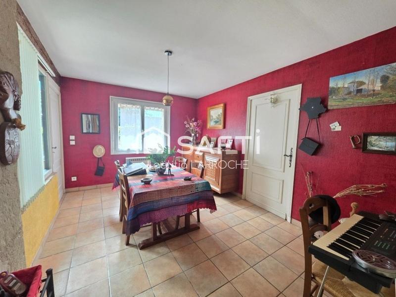 Maison - 160 m² - 8 pièces