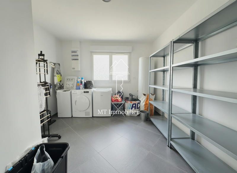 Maison - 137 m² - 5 pièces