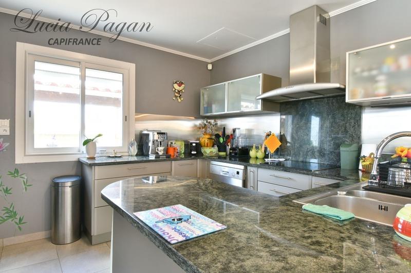 Maison - 186 m² - 5 pièces