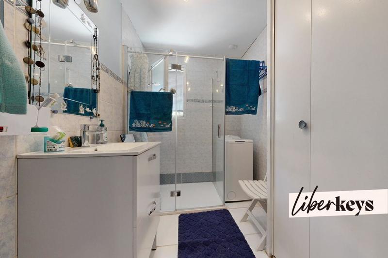 Maison - 180 m² - 5 pièces