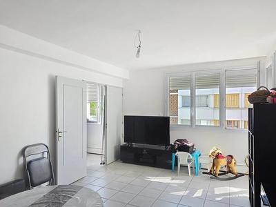 Appartement - 75 m² - 4 pièces