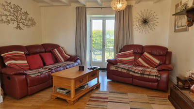 Maison - 241 m² - 12 pièces