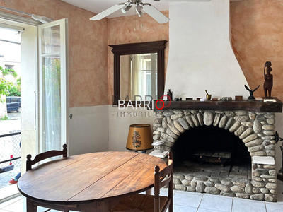 Maison - 99 m² - 4 pièces