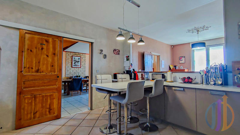 Maison - 108 m² - 5 pièces