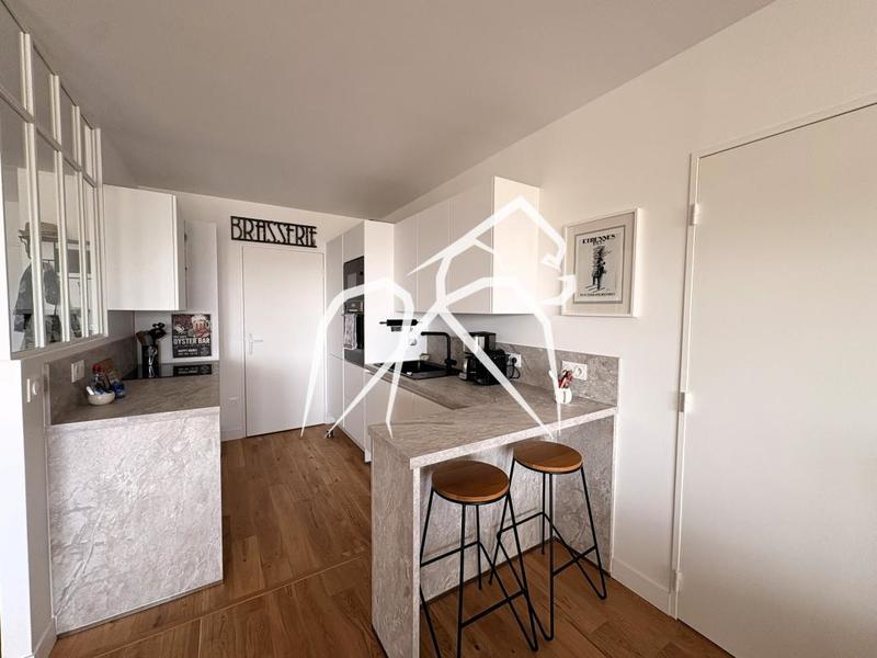 Appartement ancien - 98 m² - 3 pièces