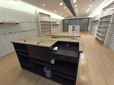 Local commercial - 128 m²