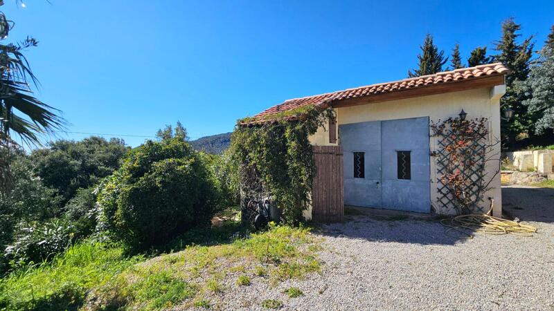 Maison - 137 m² - 4 pièces