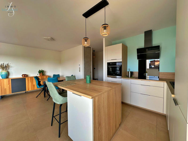 Appartement - 92 m² - 4 pièces