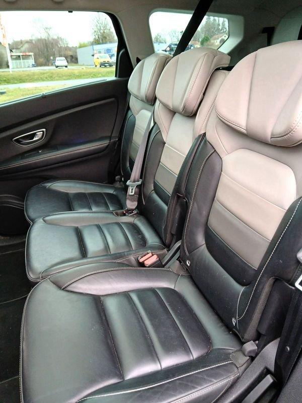 Renault Scénic Initiale Paris dCi 160 Edc