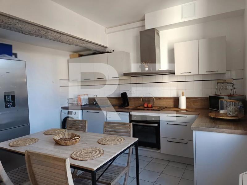 Immeuble - 237 m² - 11 pièces
