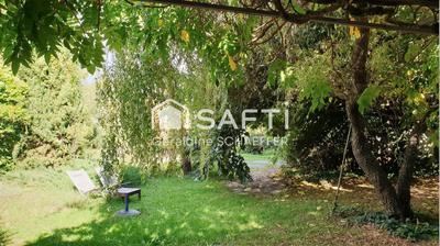 Maison - 240 m² - 7 pièces