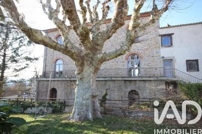 Appartement - 95 m² - 4 pièces