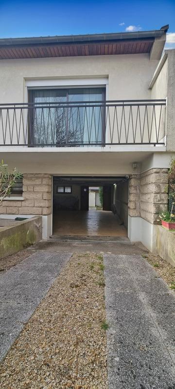 Maison - 143 m² - 5 pièces