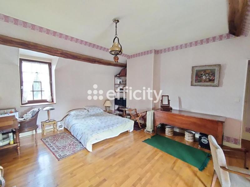 Maison - 180 m² - 7 pièces