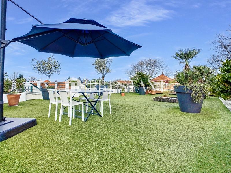 Appartement - 92 m² - 3 pièces