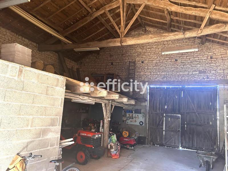 Maison - 201 m² - 7 pièces