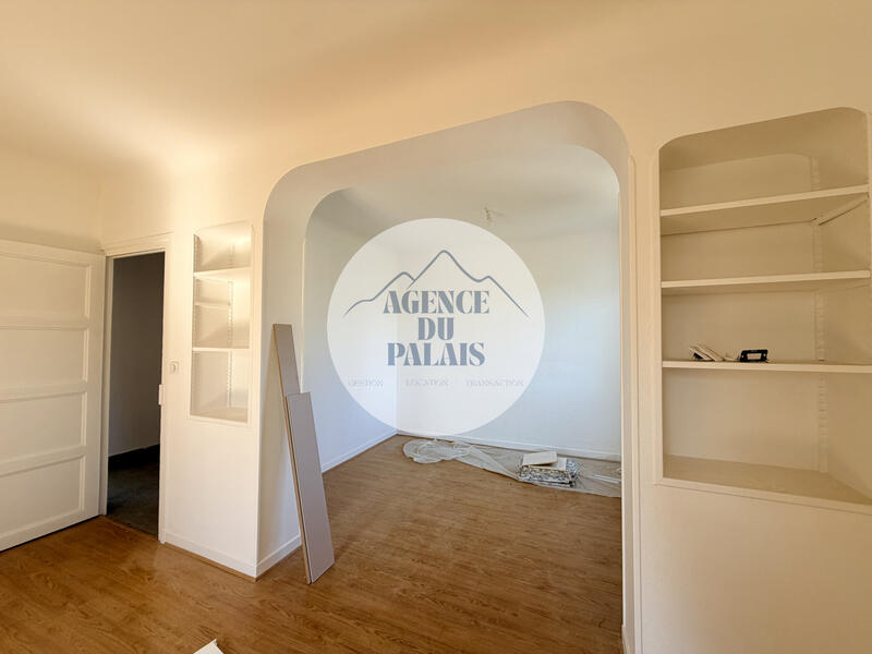 Appartement - 86 m² - 4 pièces