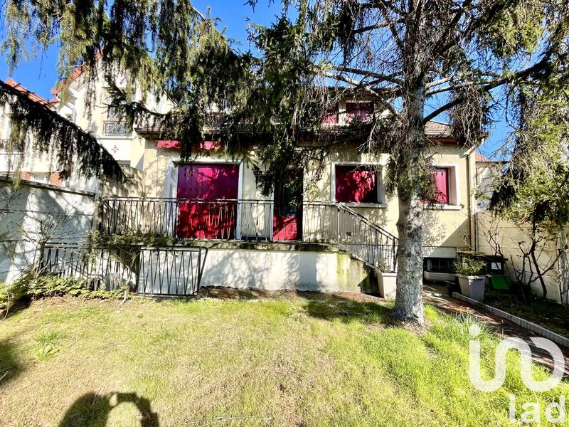 Maison - 158 m² - 8 pièces