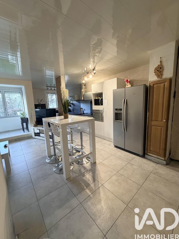 Appartement - 64 m² - 3 pièces