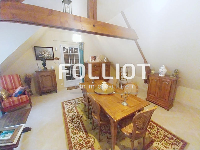 Maison - 155 m² - 10 pièces