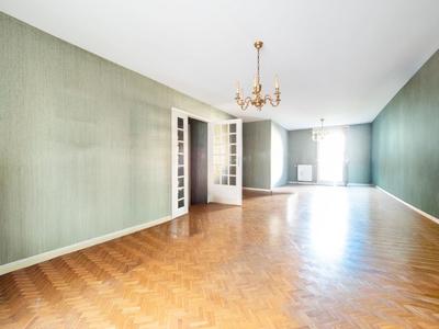 Appartement - 84 m² - 3 pièces