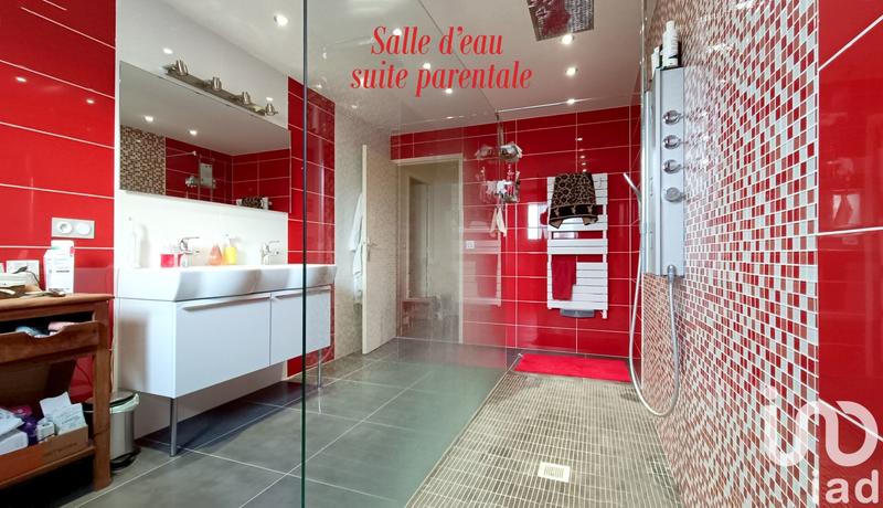 Maison de maîtres - 275 m² - 8 pièces